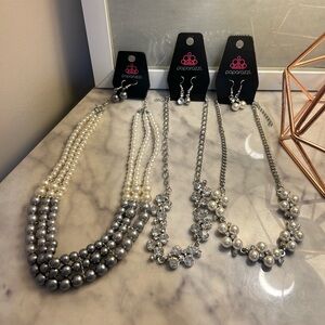 Paparazzi Pearl and Silver Necklace Set